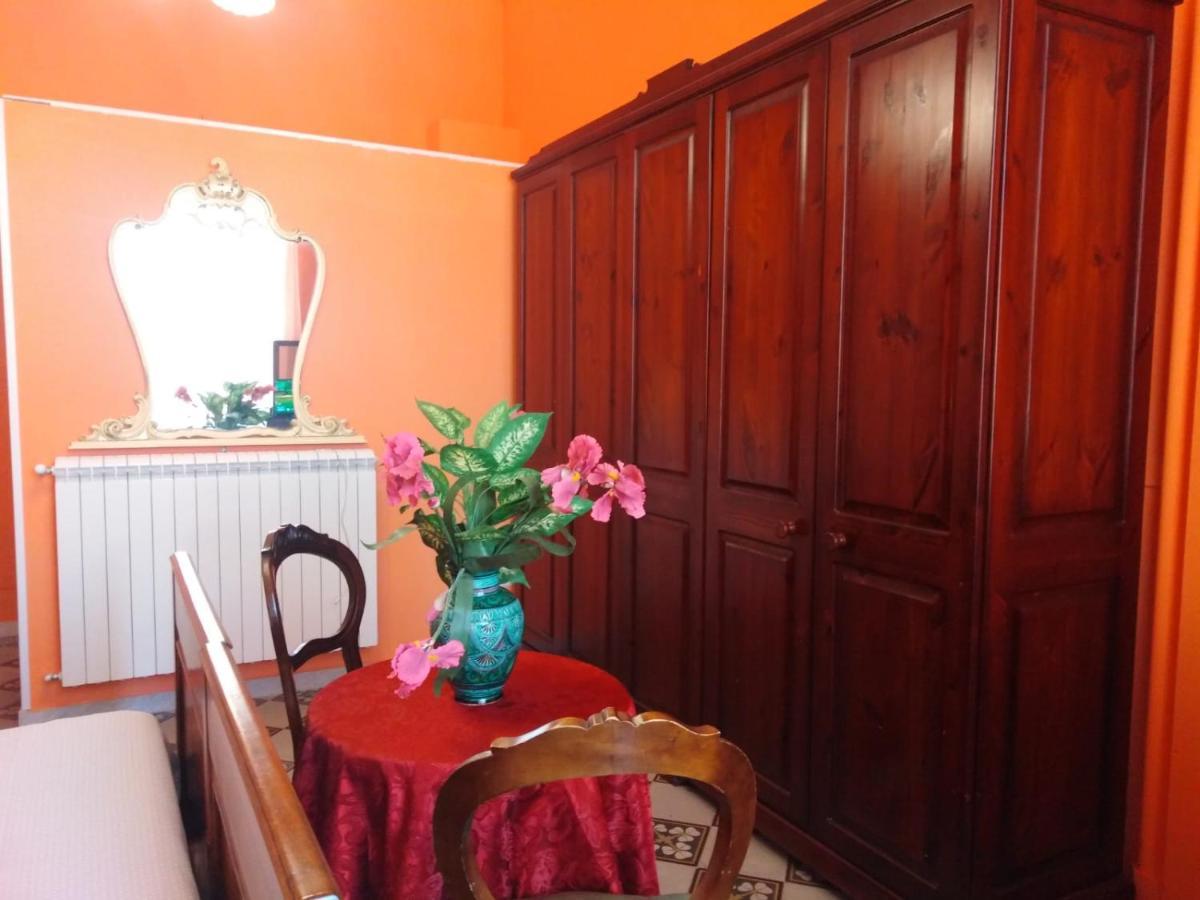 Antico Palazzo Spinola Bed and Breakfast Gallipolli Exteriör bild
