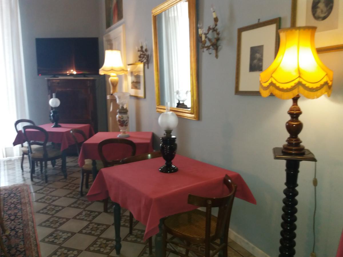 Antico Palazzo Spinola Bed and Breakfast Gallipolli Exteriör bild