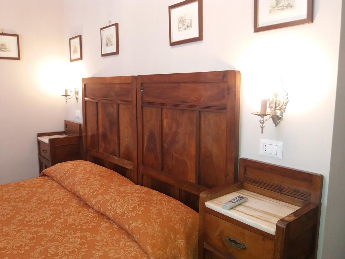 Antico Palazzo Spinola Bed and Breakfast Gallipolli Exteriör bild