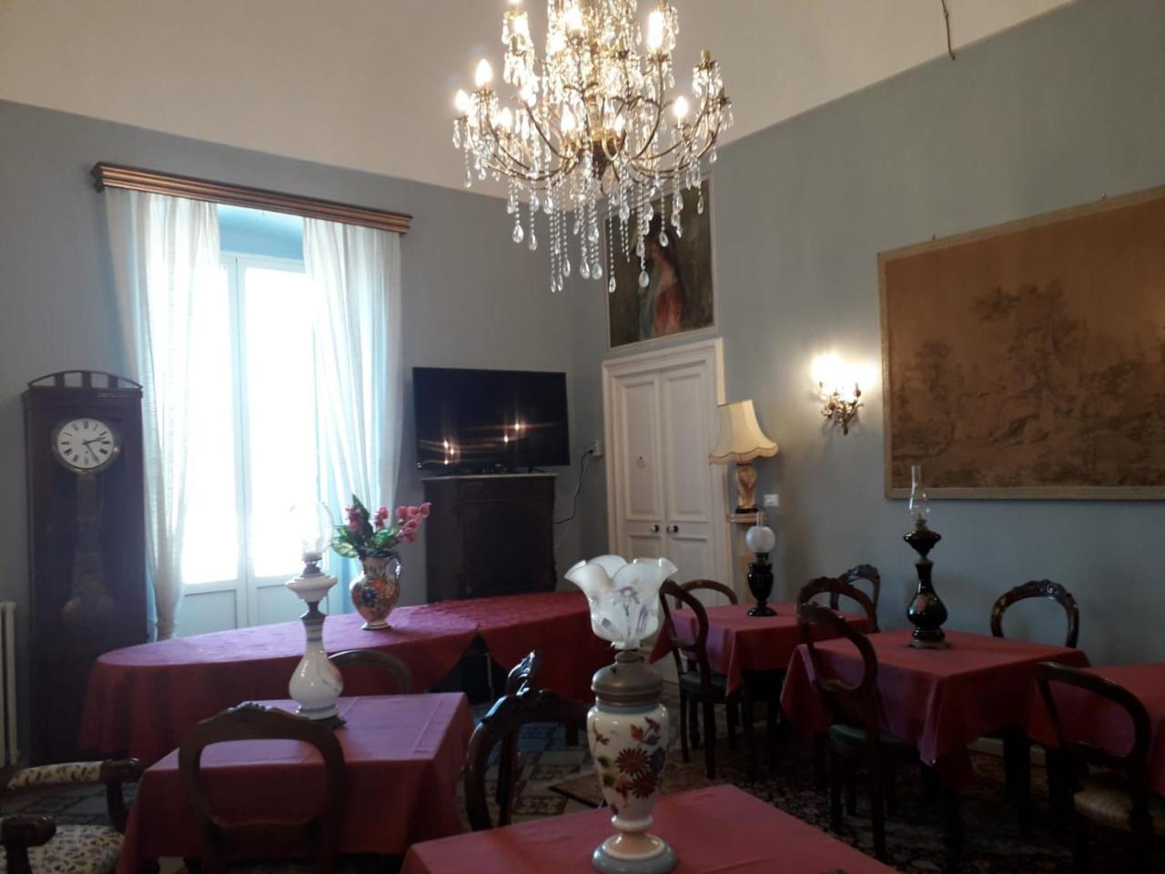 Antico Palazzo Spinola Bed and Breakfast Gallipolli Exteriör bild